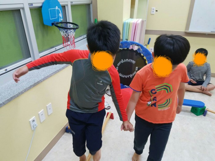 92075cd3ef551c1f3bb9788fe5fc4f82.jpg